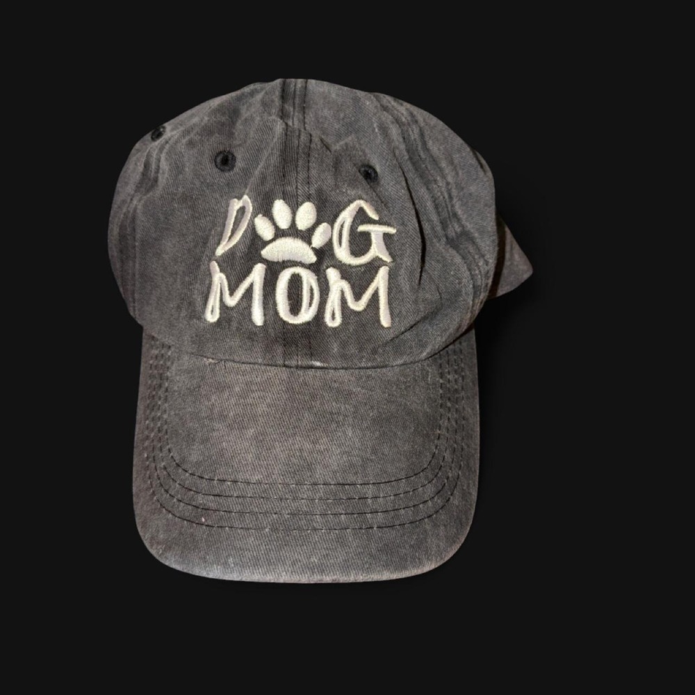 Dog Mom Embroidered Paw Print Baseball Cap